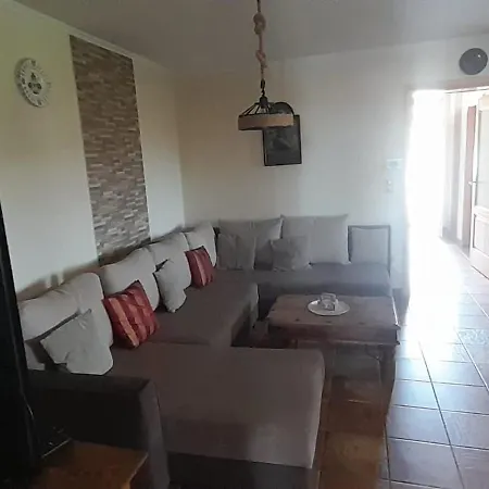 Gyoengyvirag Delux Apartment