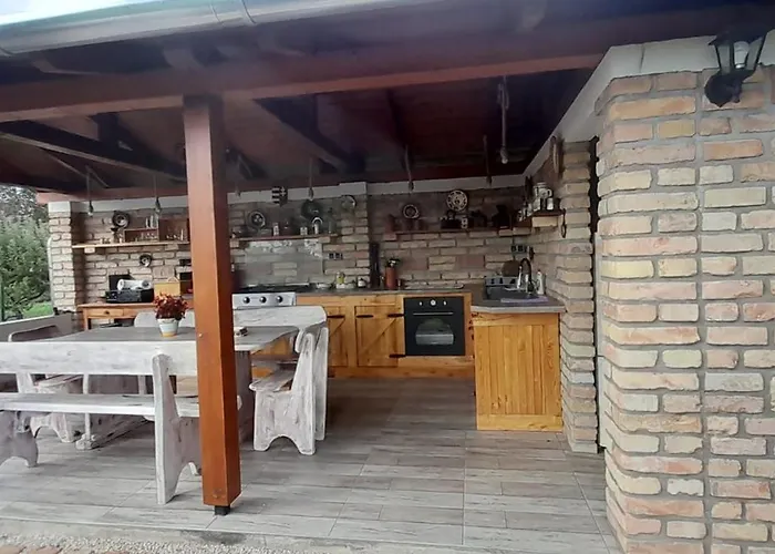 Gyoengyvirag Delux * 케츨리